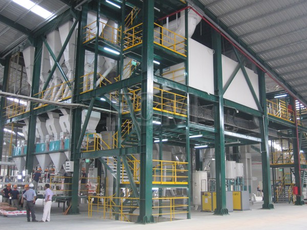 HIGH QUALITY POULTRY AND LIVESTOCK FEED MILL PLANT